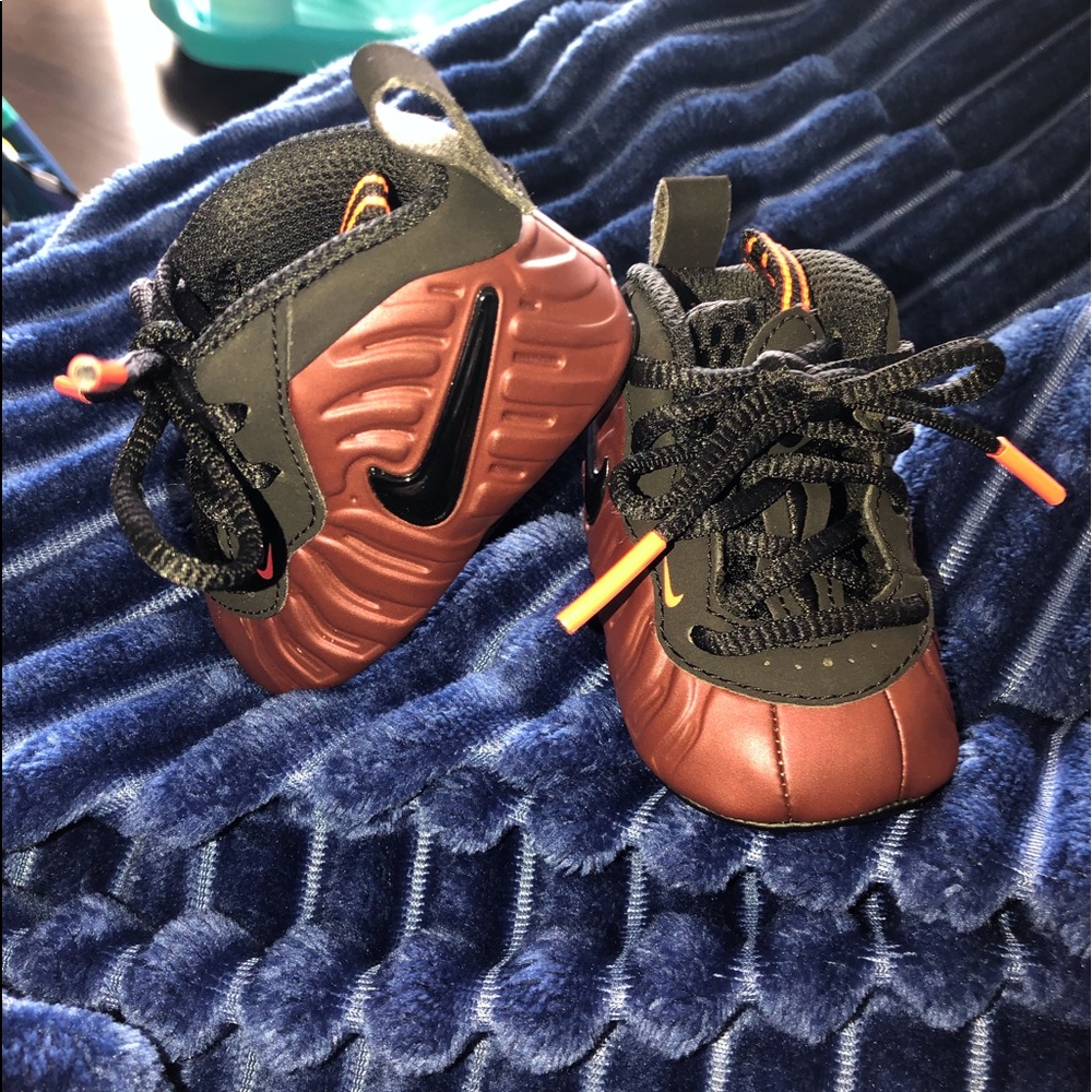 Nike Lil’ Posite Pro CB